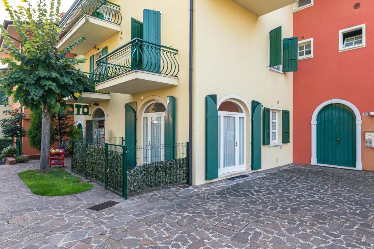 Gardappartamenti Campiello Pool Sirmione Eksteriør billede